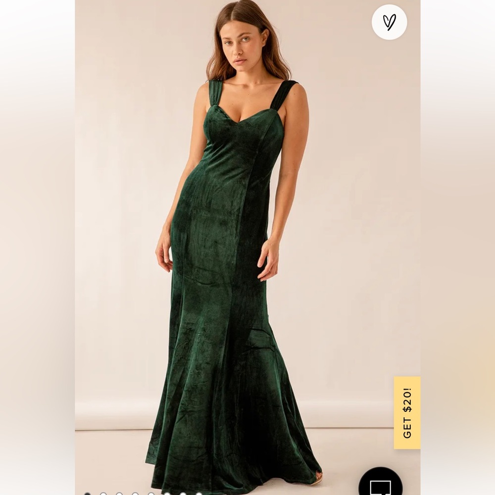 HP x 2 🎉 ✨LIKE NEW✨ Lulu’s Emerald Green Velvet Maxi Holiday Party Dress